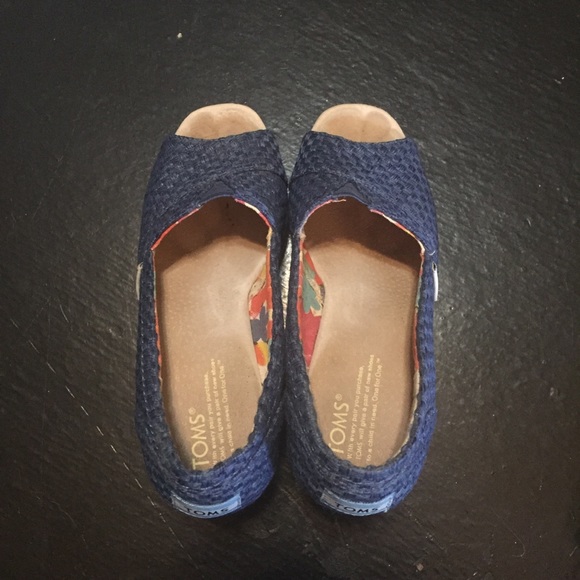 Toms Blue Wedges 6 - Picture 1 of 3